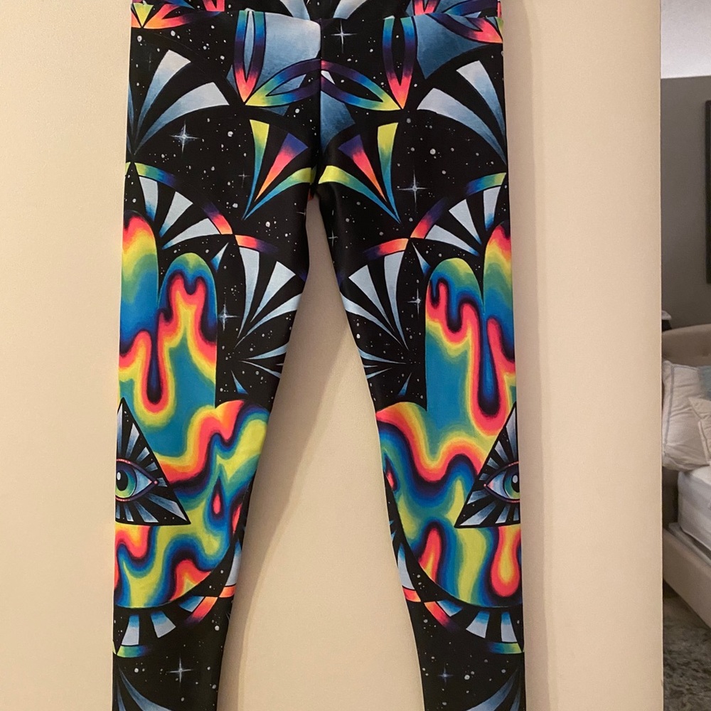 Never worn Electro Threads workout pants
